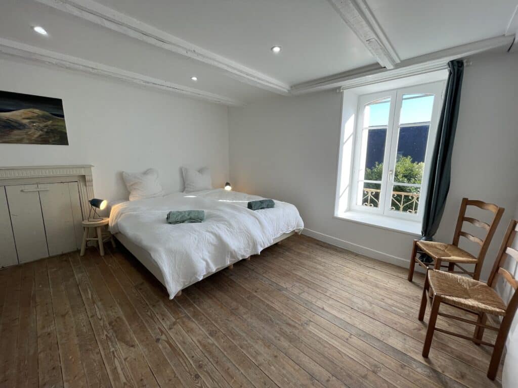 chambre pour séminaire, réunion de famille, retraite yoga ou séjour de groupes à La Maison Rosporden